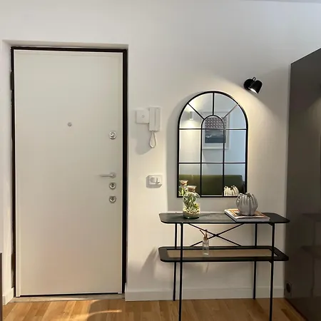 Casa Leonardo - Citta Studi Lägenhet *